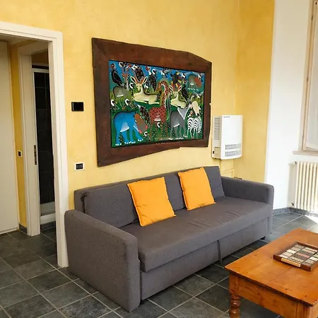 Cozy On The - The House Of Travelers 아파트 Brienno