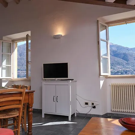 Cozy On The - The House Of Travelers Appartement Brienno